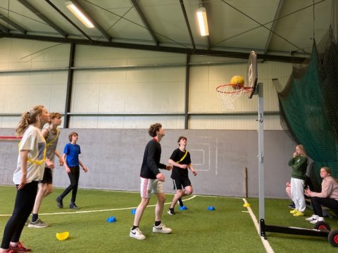 sportdag klas 3 basketbal 4-22